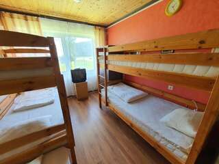 Гостевой дом Gabriel Маарду Двухместный номер с 2 отдельными кроватями и общей ванной комнатой-26
